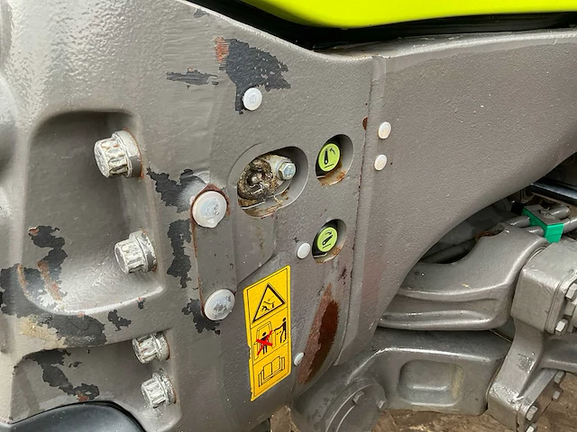 2014 claas 810 axion cmatic vierwielaangedreven landbouwtractor - afbeelding 9 van  38