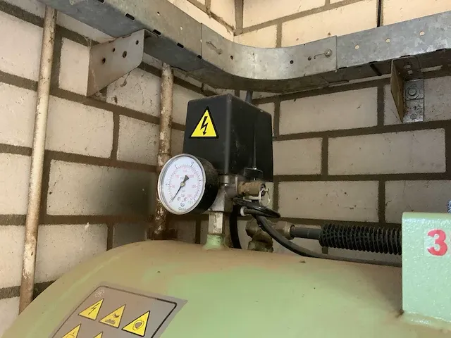 2014 creemers csg 450/200k zuigercompressor - afbeelding 4 van  5