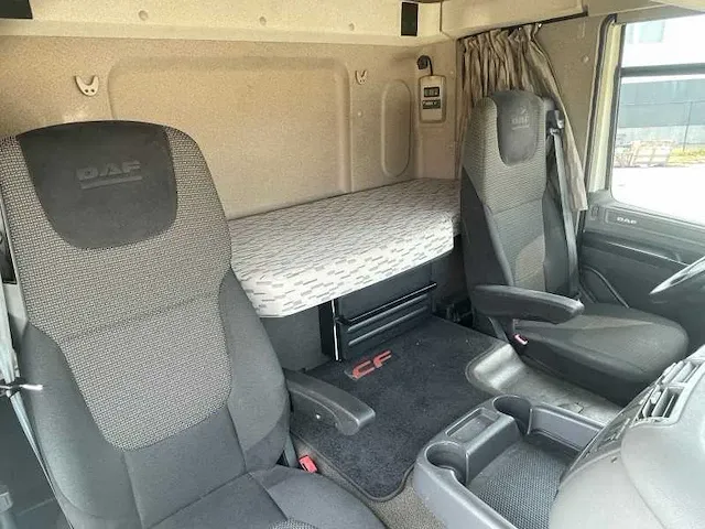 2014 daf cf400ft vrachtwagen - afbeelding 18 van  50