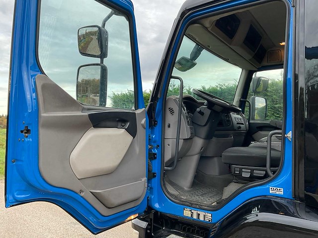 2014 daf lf180 vrachtwagen oprijwagen - afbeelding 33 van  63