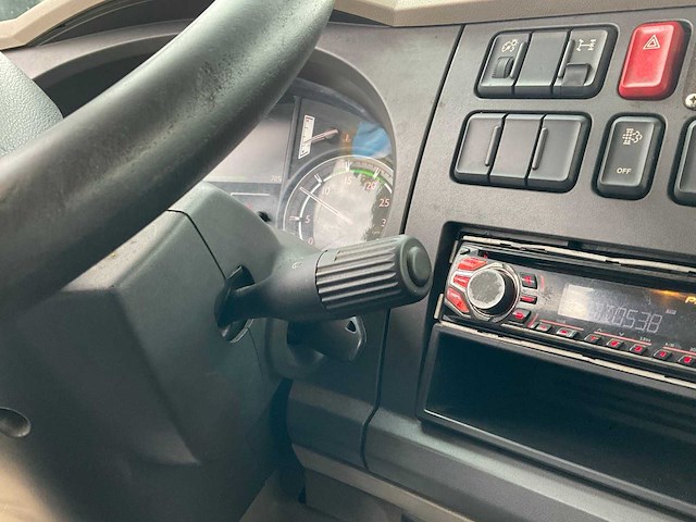 2014 daf lf180 vrachtwagen oprijwagen - afbeelding 40 van  63