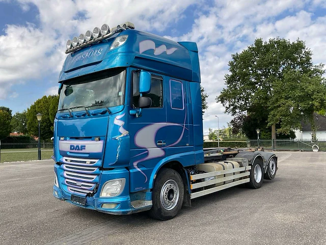 2014 daf xf 510 6x2 haakarm vrachtwagen - afbeelding 1 van  56