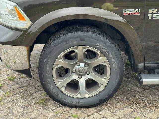 2014 dodge ram 1500 5.7 v8 hemi 4x4 - afbeelding 3 van  35