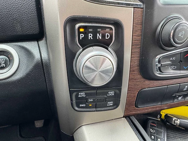 2014 dodge ram 1500 5.7 v8 hemi 4x4 - afbeelding 19 van  35