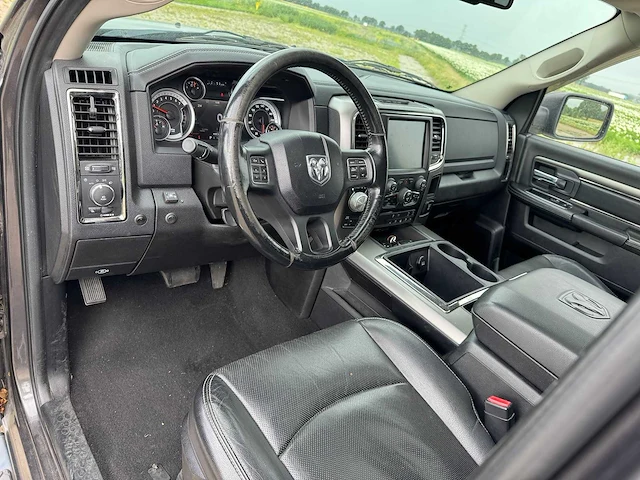 2014 dodge ram 1500 5.7 v8 - afbeelding 7 van  30