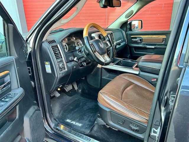 2014 dodge ram longhorn personenauto - afbeelding 16 van  24