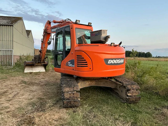 2014 doosan 140lcr midigraafmachine - afbeelding 12 van  41