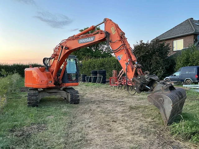 2014 doosan 140lcr midigraafmachine - afbeelding 37 van  41