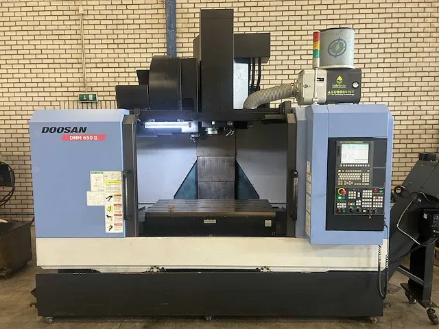 2014 doosan dnm 650 ii cnc bewerkingscentrum - afbeelding 12 van  20