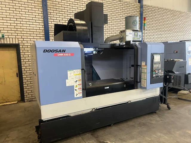 2014 doosan dnm 650 ii cnc bewerkingscentrum - afbeelding 1 van  20