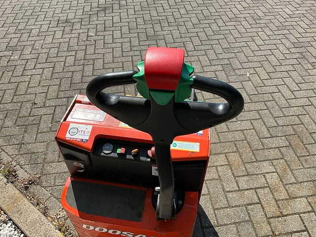 2014 doosan ledh18 elektrische palletwagen - afbeelding 5 van  10