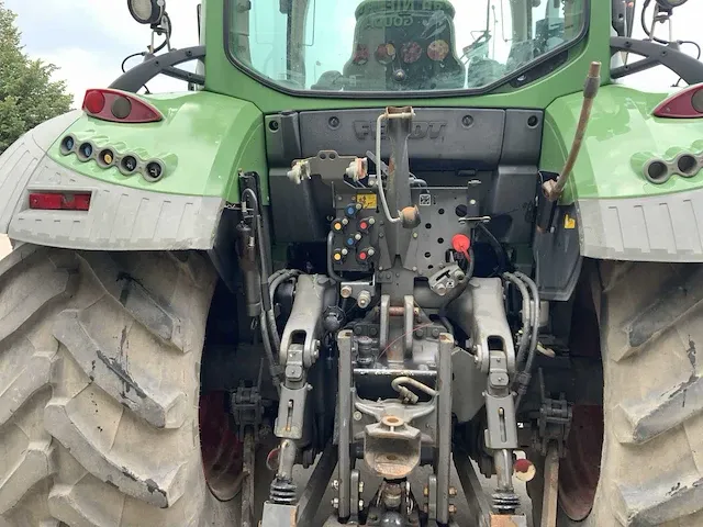 2014 fendt 516 power vierwielaangedreven landbouwtractor - afbeelding 27 van  34