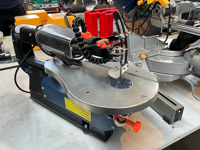 2014 ferm ssm1005 electrische figuurzaag - afbeelding 1 van  4