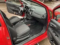 2014 fiat punto evo punto personenauto - afbeelding 8 van  25