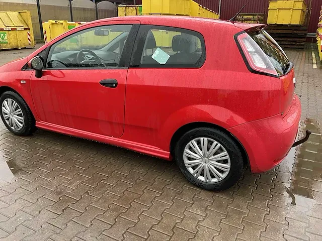2014 fiat punto evo punto personenauto - afbeelding 19 van  25