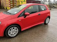 2014 fiat punto evo punto personenauto - afbeelding 12 van  24