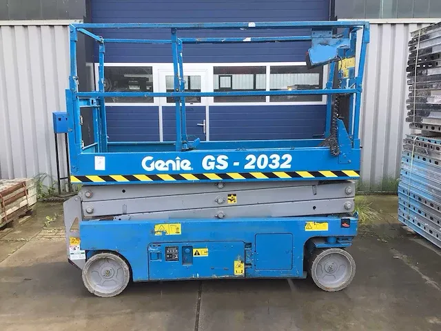 2014 genie gs-2032 schaarhoogwerker - afbeelding 1 van  12