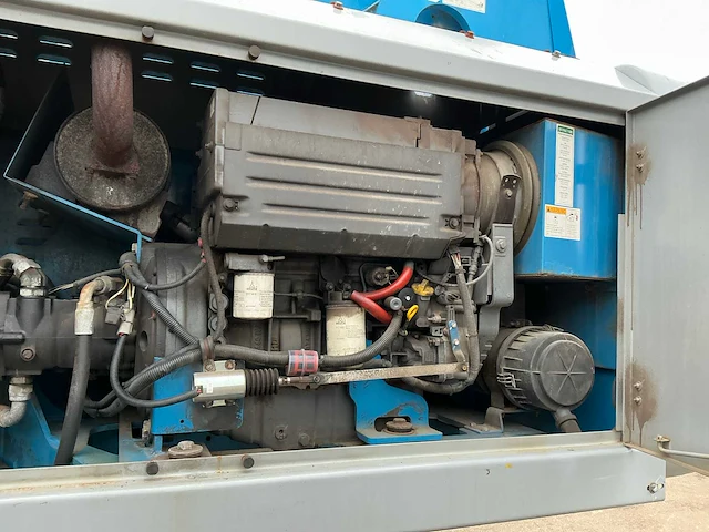 2014 genie s-100hd 33 meter hoogwerker 4x4x4 - afbeelding 15 van  37