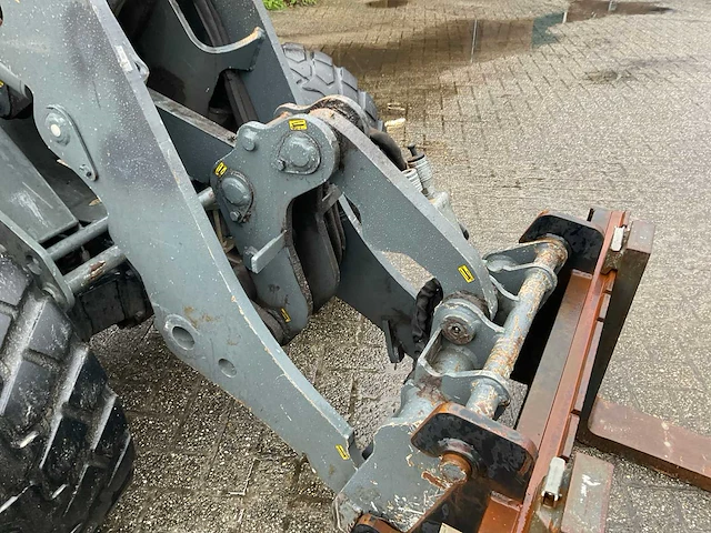 2014 giant v4502t shovel - afbeelding 2 van  25