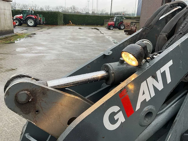 2014 giant v4502t shovel - afbeelding 23 van  25