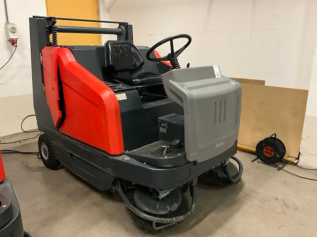 2014 hako sweepmaster b1500 rh opzit veegmachine - afbeelding 9 van  15