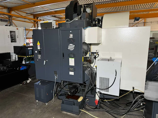 2014 hartford vmc-1270 cnc bewerkingscentrum - afbeelding 6 van  22