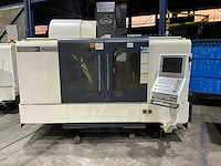 2014 hartford vmc-1270 cnc bewerkingscentrum