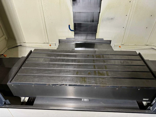 2014 hartford vmc-1270 cnc bewerkingscentrum - afbeelding 13 van  22