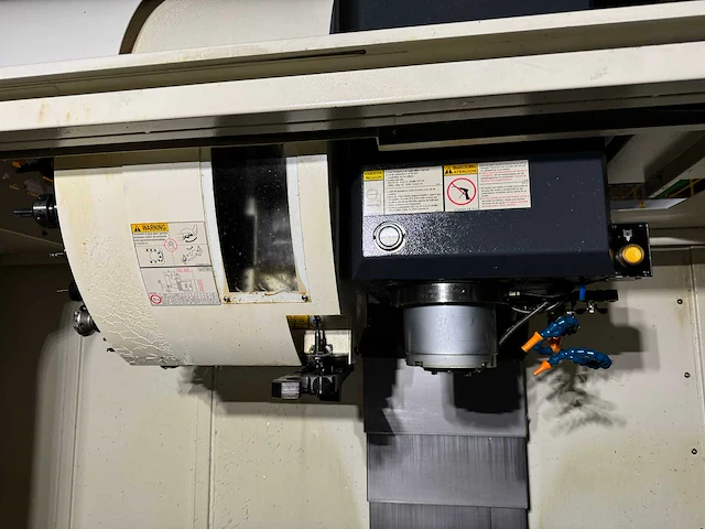 2014 hartford vmc-1270 cnc bewerkingscentrum - afbeelding 14 van  22