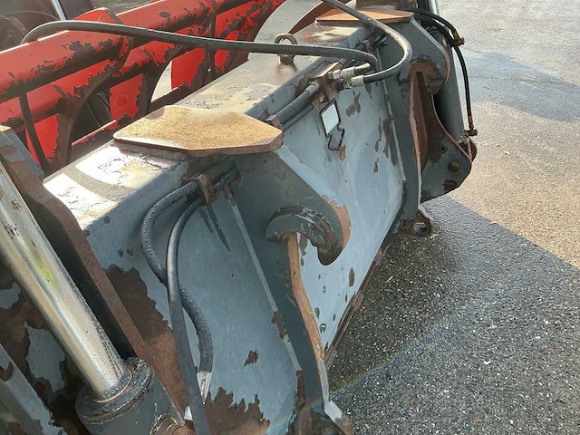 2014 hekamp kuilbak s-250 d120 h100 knijpbak/silagebak/voerbak - afbeelding 3 van  16