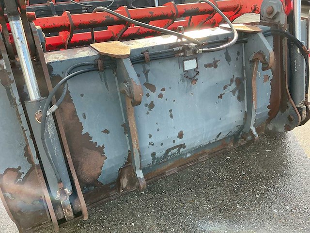 2014 hekamp kuilbak s-250 d120 h100 knijpbak/silagebak/voerbak - afbeelding 4 van  16