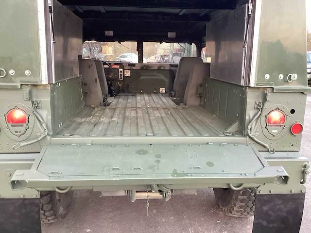 2014 humvee m1114 legervoertuig - afbeelding 17 van  23
