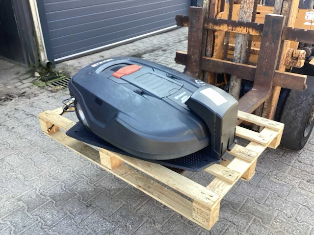 2014 husqvarna 265 acx robotmaaier - afbeelding 3 van  10