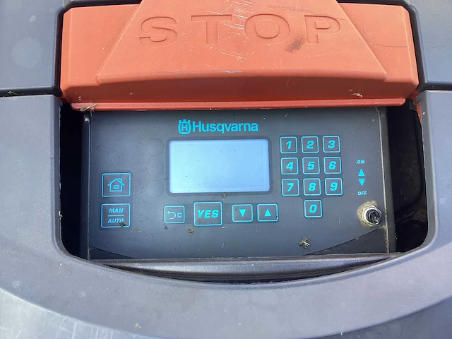 2014 husqvarna 265 acx robotmaaier - afbeelding 9 van  10