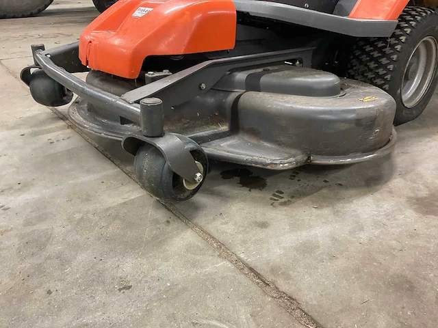 2014 husqvarna r 316 ts awd grasmaaimachine - afbeelding 8 van  12