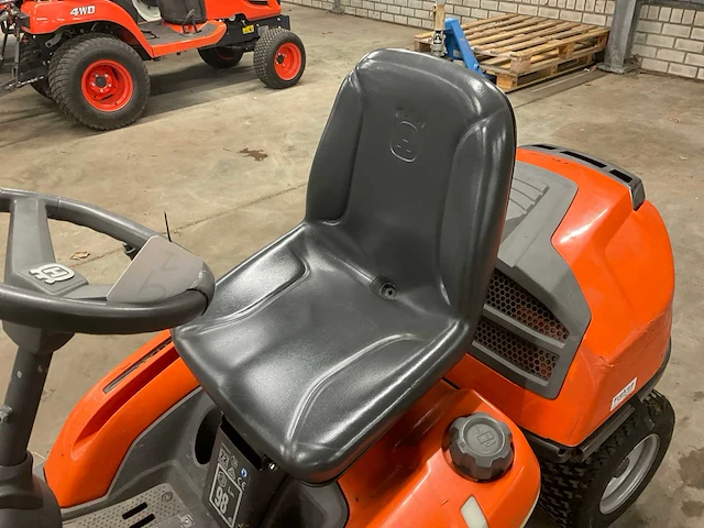 2014 husqvarna r 316 ts awd grasmaaimachine - afbeelding 11 van  12