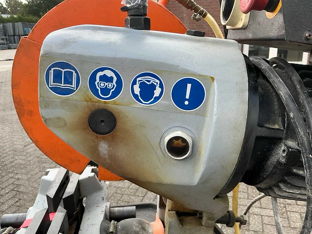 2014 huvema mg815 c3 afkortcirkelzaagmachine - afbeelding 14 van  14