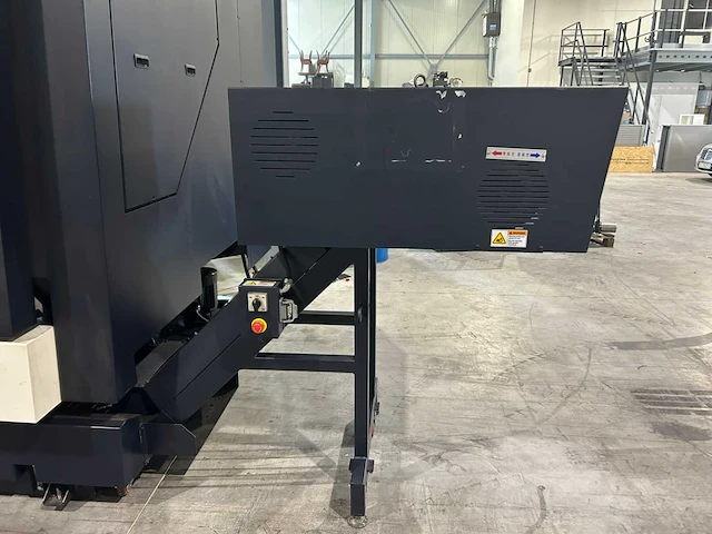 2014 hwacheon hi-tech 700 mc cnc draaibank - afbeelding 22 van  37