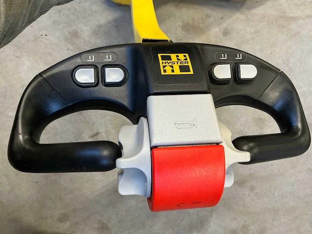 2014 hyster s1.0 ac elektrische palletwagen - afbeelding 15 van  15