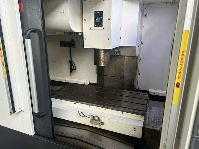 2014 hyundai wia f400 cnc bewerkingscentrum - afbeelding 4 van  9