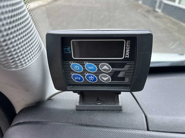 2014 iveco daily 35s15 bedrijfswagen / koelwagen - afbeelding 16 van  25