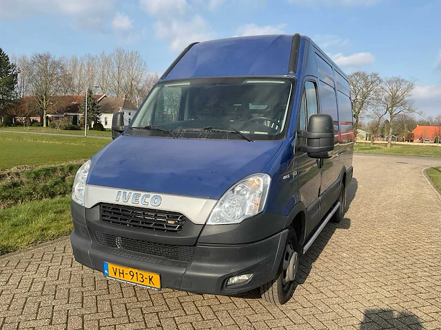2014 iveco daily 40c15 bedrijfswagen - afbeelding 1 van  29
