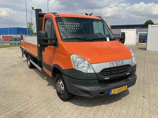 2014 iveco daily bedrijfswagen - afbeelding 12 van  35