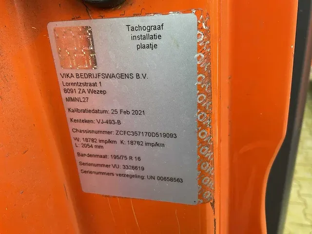 2014 iveco daily bedrijfswagen - afbeelding 24 van  35
