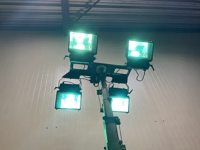 2014 jcb lt9 lichtmast - afbeelding 3 van  10