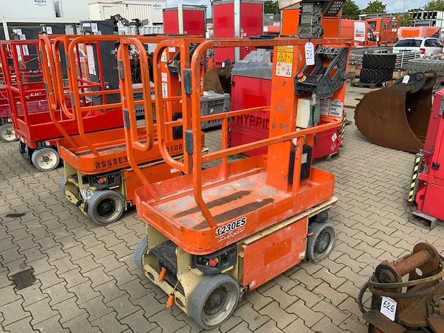 2014 jlg 1230es hoogwerker - afbeelding 13 van  19