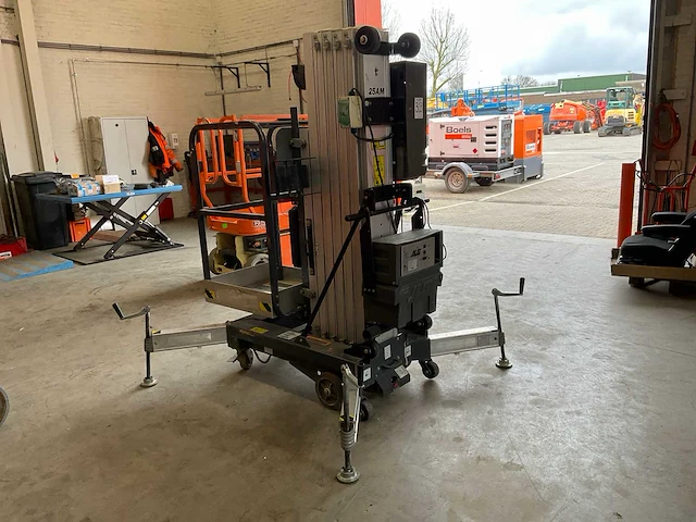 2014 jlg 25am hoogwerker - afbeelding 6 van  11