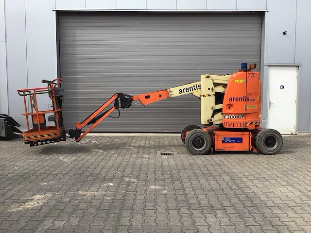 2014 jlg e300ajp hoogwerker - afbeelding 12 van  17