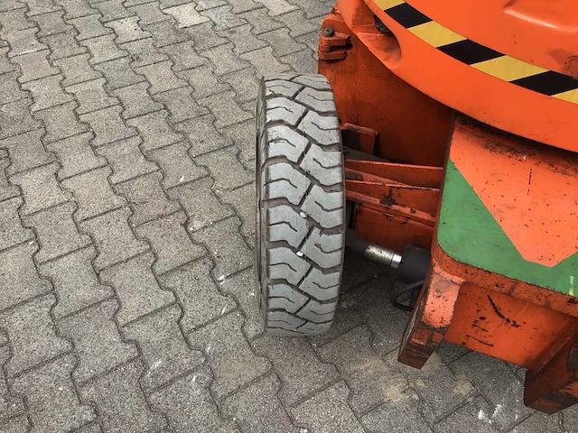 2014 jlg e300ajp hoogwerker - afbeelding 15 van  17