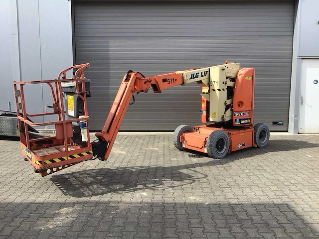 2014 jlg e300ajp hoogwerker - afbeelding 1 van  19